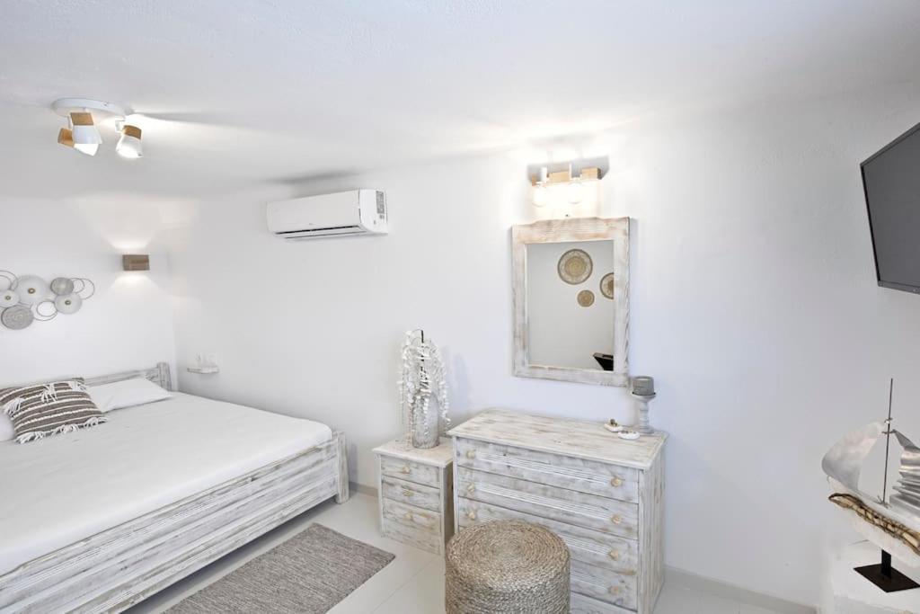 Mykonos Sea View Luxury Villa By Calypso Sunset Villas Mykonos Town Екстериор снимка